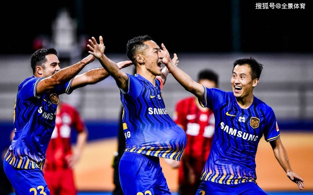 【milan米兰app官网】
央视现场直播 中超第二轮迎强强对话！鲁能战江苏打击两连胜！(图2)