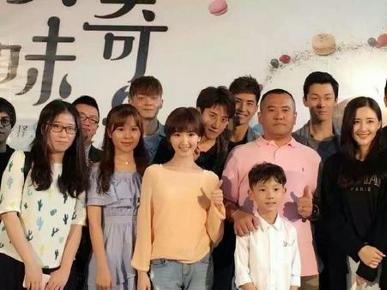 “milan米兰app官网”致C罗，一段陷入油腻中年焦虑的回