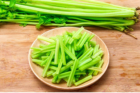 米兰官方网站:俄甲: 萨兰斯克莫尔多瓦 VS 奥林彼特比分2:2打成平局(图1) milan米兰app官网