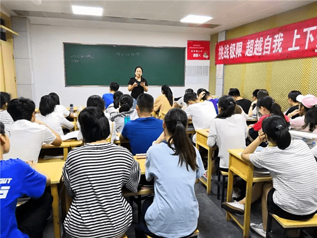 ‘milan米兰’
秋季开学时间已定 最早8月20(图3) ‘milan米兰’
秋季开学时间已定 最早8月20(图3)